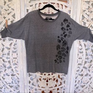 Forever 21 Gray Leopard Top M